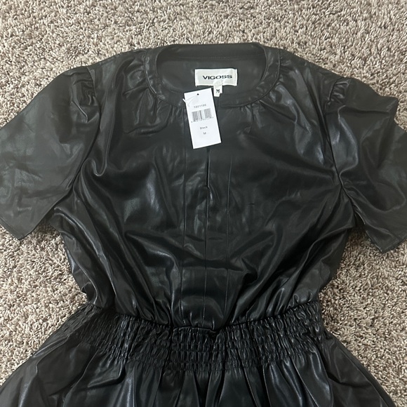 Dress - Picture 4 of 5